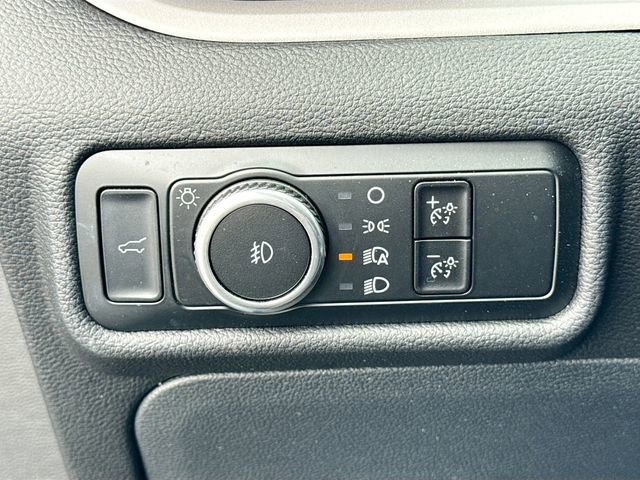 Certified 2023 Ford Explorer XLT w/ Equipment Group 202A image 12