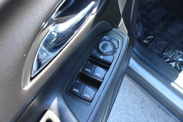 Used 2024 Chevrolet Equinox LT FWD image 11