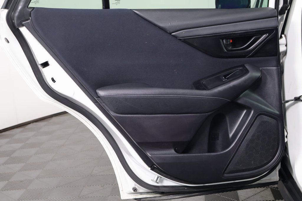 Used 2020 Subaru Outback 2.5i image 13