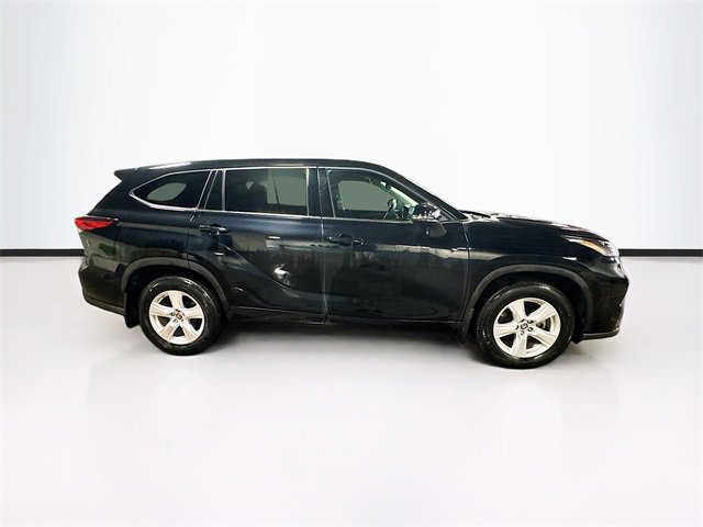Used 2022 Toyota Highlander L image 8