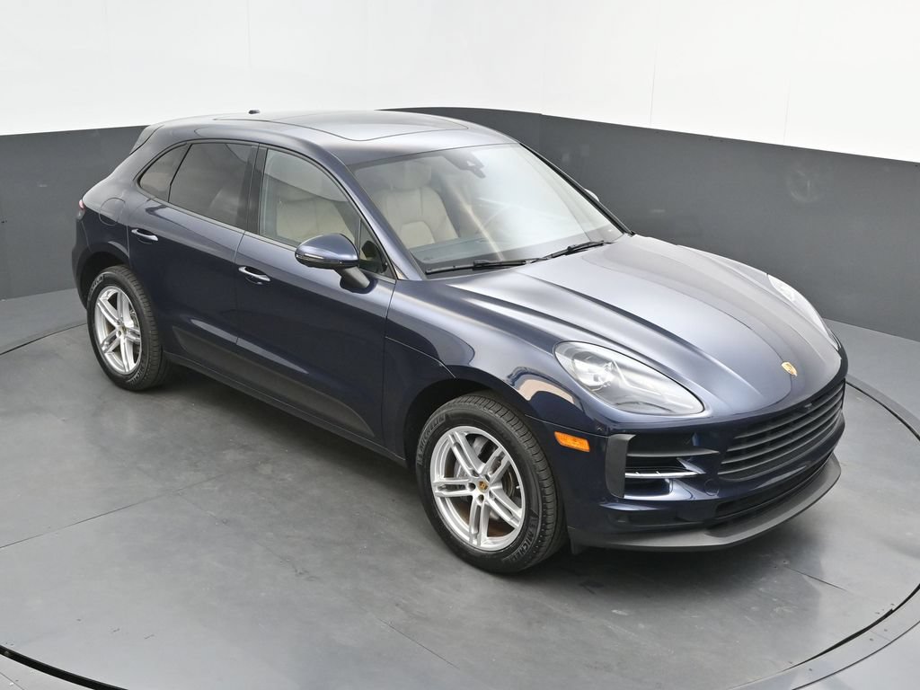 Certified 2021 Porsche Macan AWD/4WD image 29