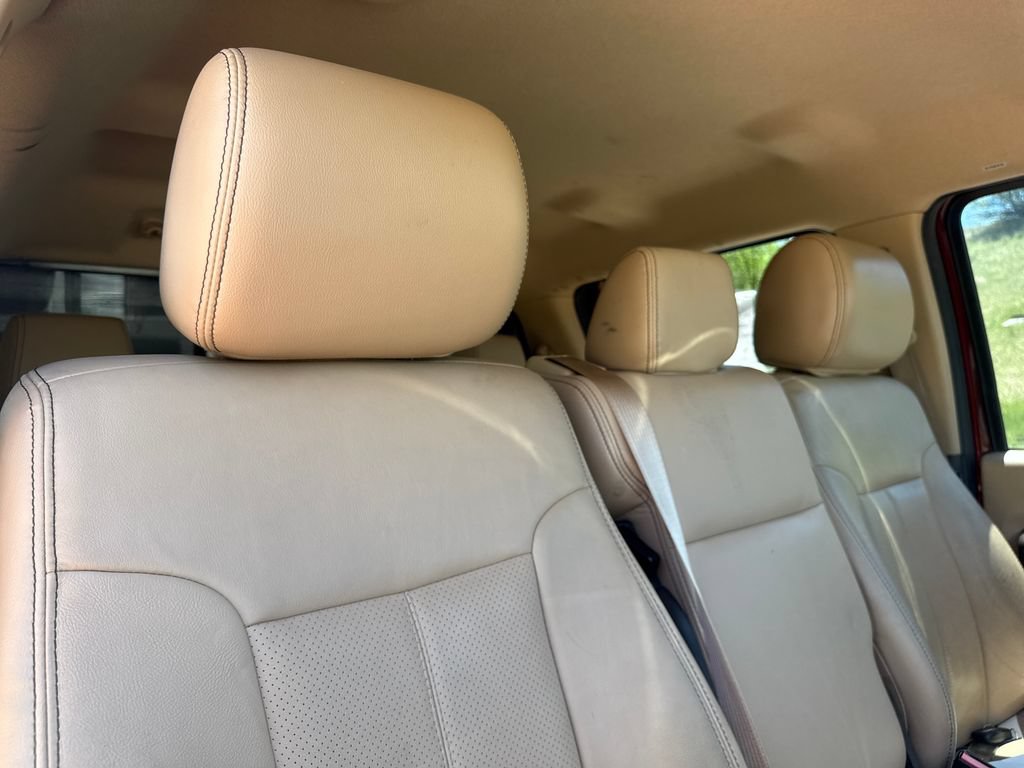 Used 2015 Ford F350 Lariat w/ Lariat Interior Package AWD/4WD image 32