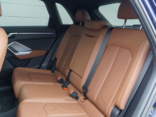 Used 2022 Audi Q3 2.0T Premium Plus image 18