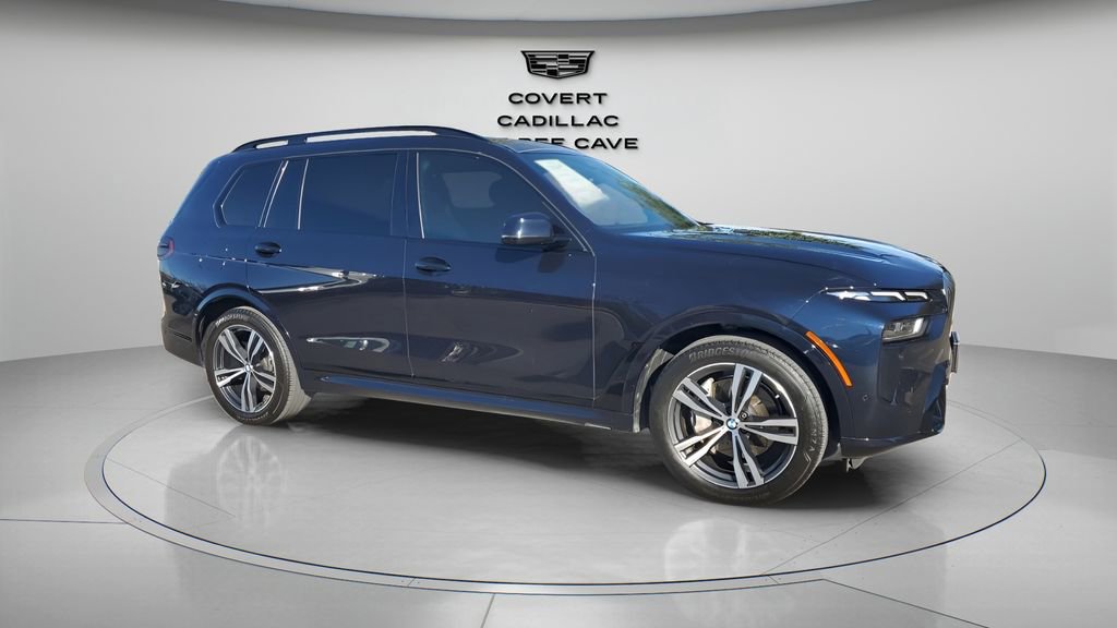 Used 2023 BMW X7 xDrive40i w/ M Sport Package image 12