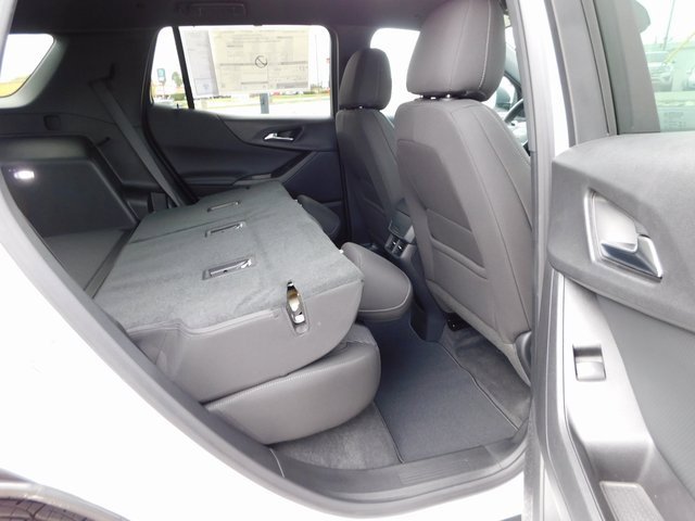 New 2026 Chevrolet Equinox LT image 23