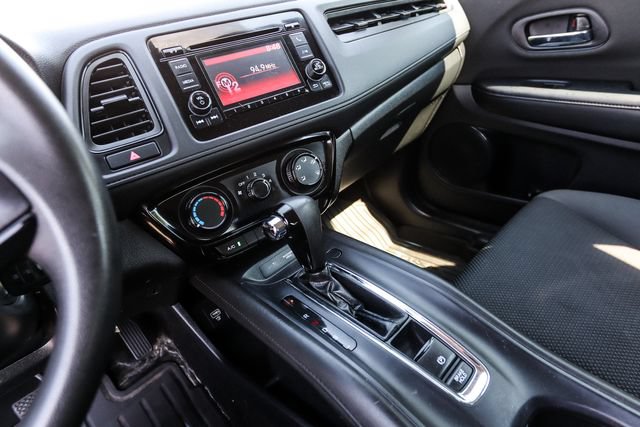 Used 2020 Honda HR-V LX image 24