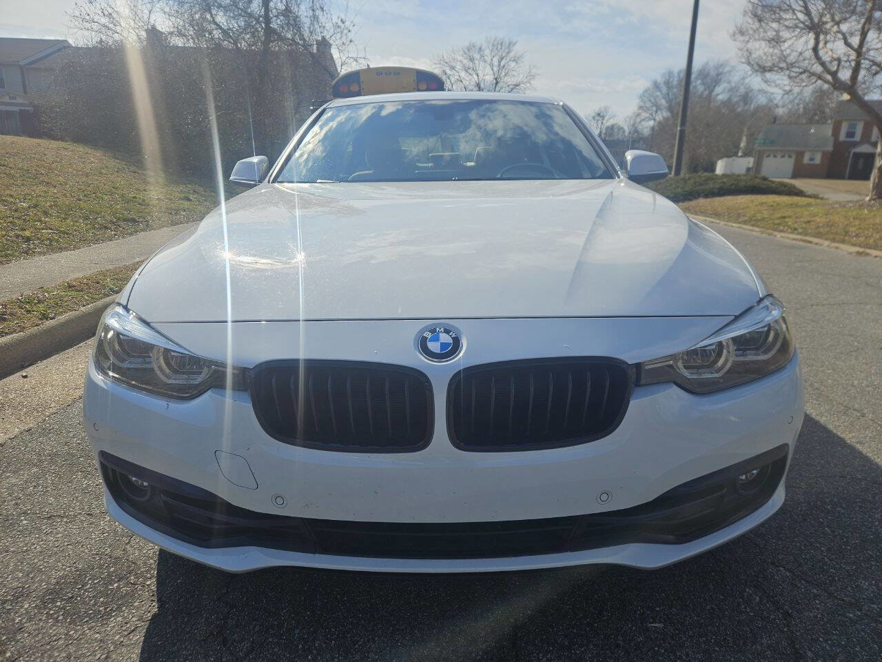 Used 2018 BMW 330i Sedan image 9