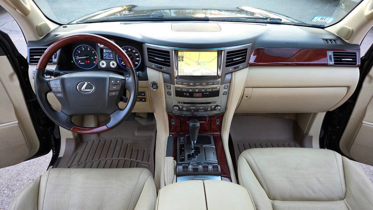 Used 2011 Lexus LX 570 4WD image 34