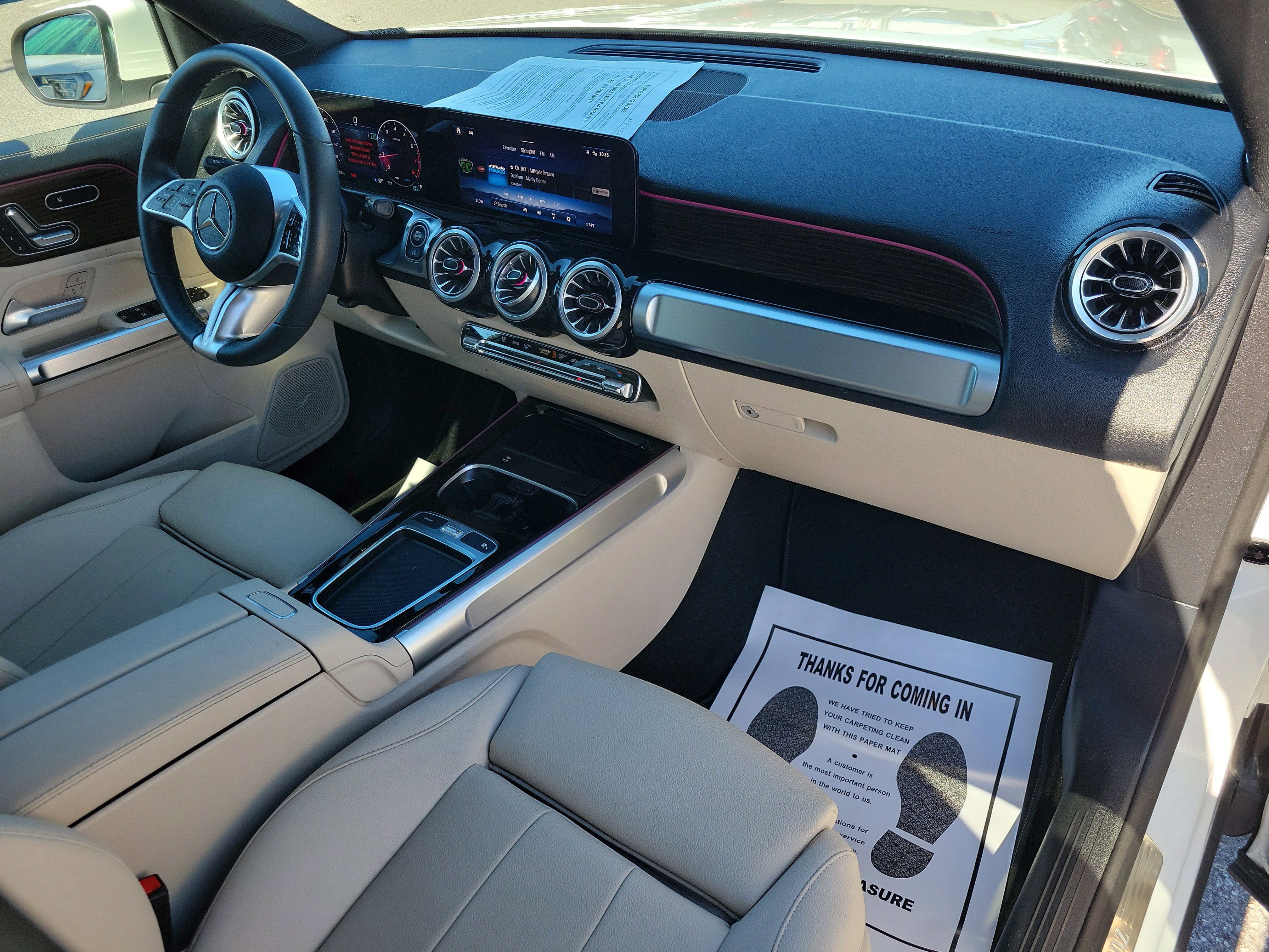 Used 2025 Mercedes-Benz GLB 250 image 11