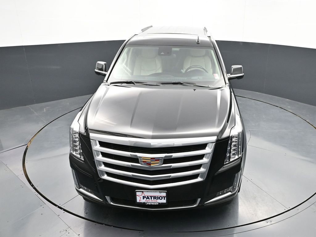 Used 2020 Cadillac Escalade Luxury AWD/4WD image 39