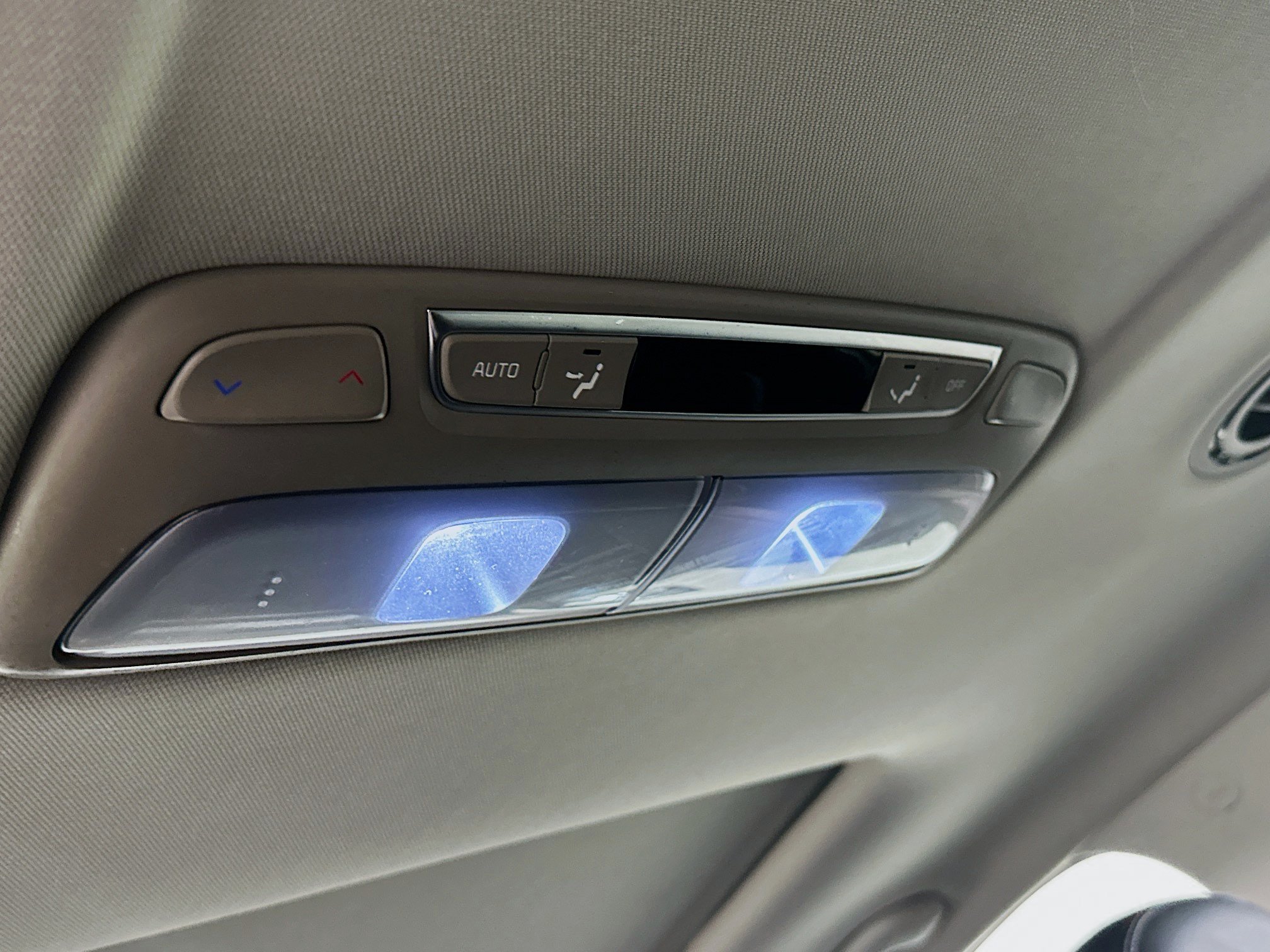 Used 2025 Kia Telluride S FWD image 28