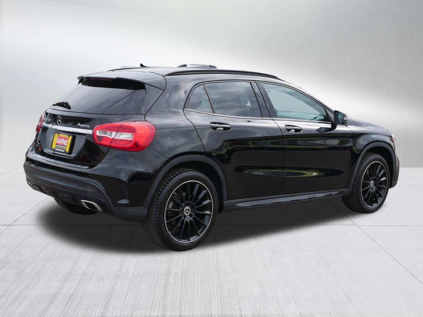 Used 2018 Mercedes-Benz GLA 250 4MATIC image 7