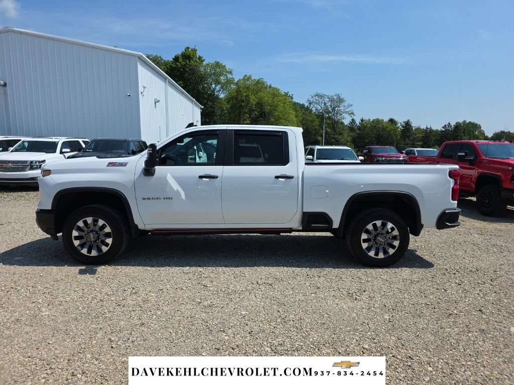 Used 2025 Chevrolet Silverado 2500 Custom w/ Custom Value Package AWD/4WD image 2