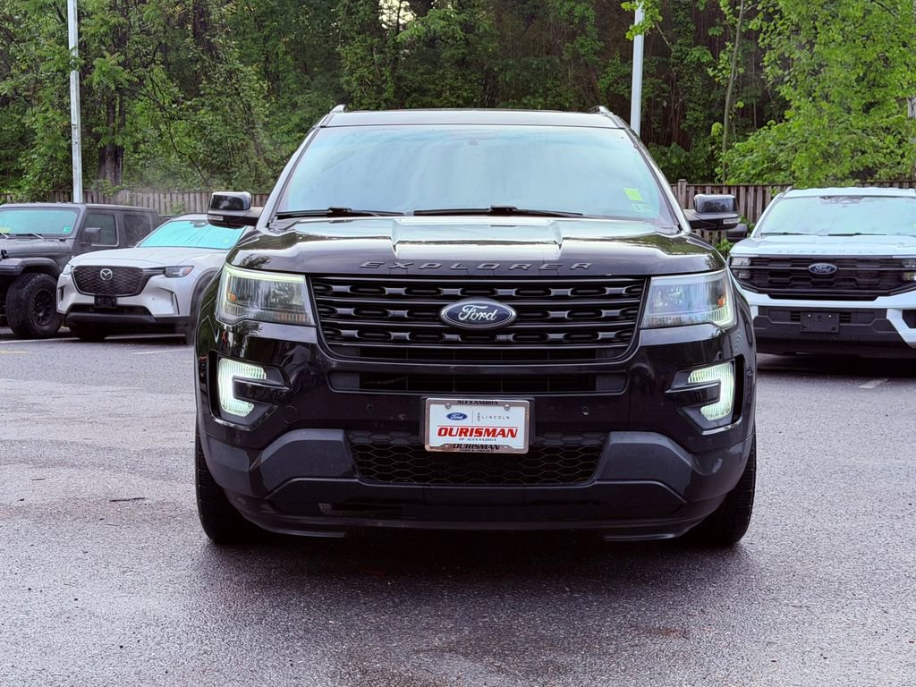 Used 2016 Ford Explorer Sport AWD/4WD image 2