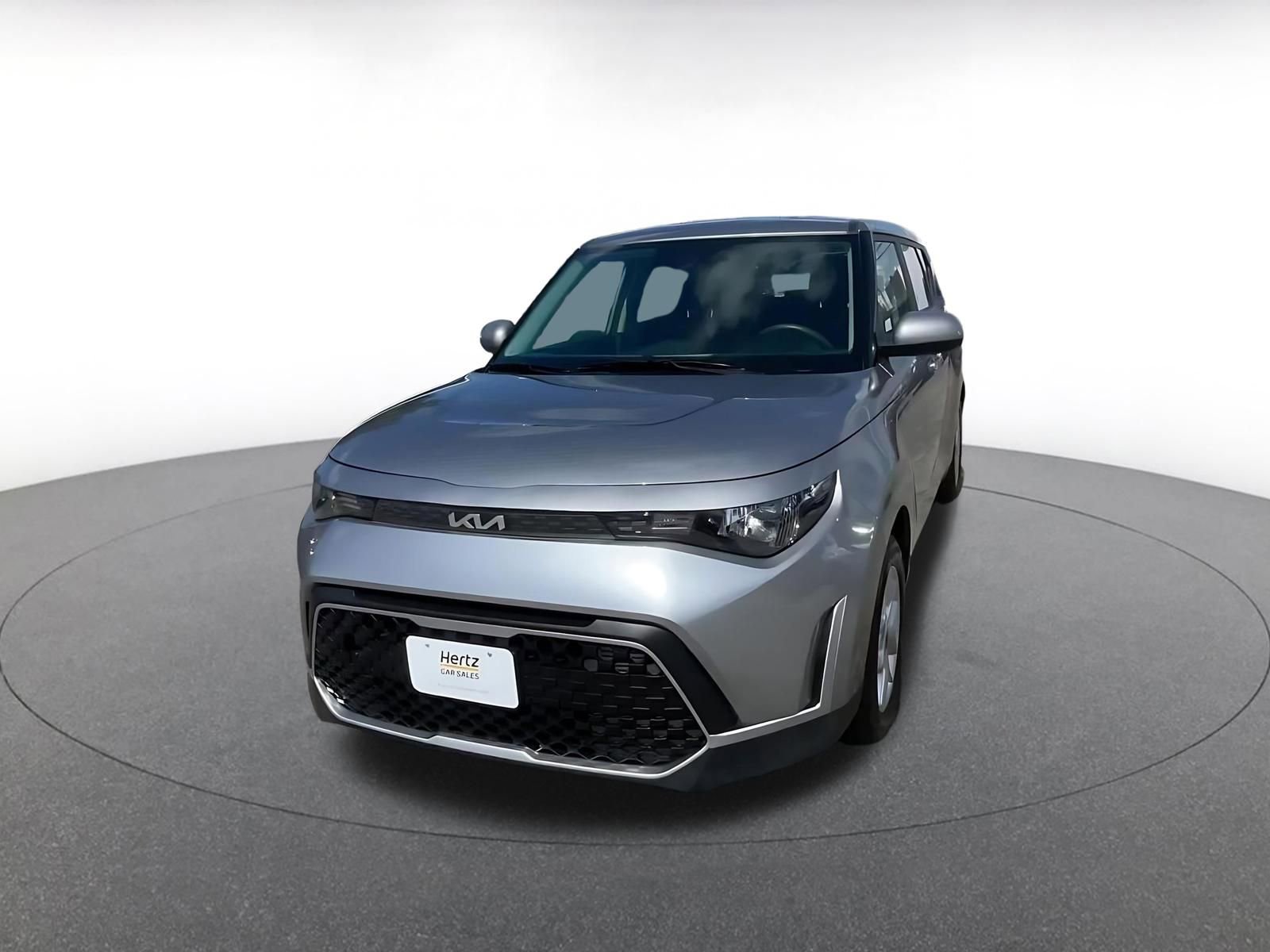 Used 2025 Kia Soul LX w/ LX Technology Package FWD image 7