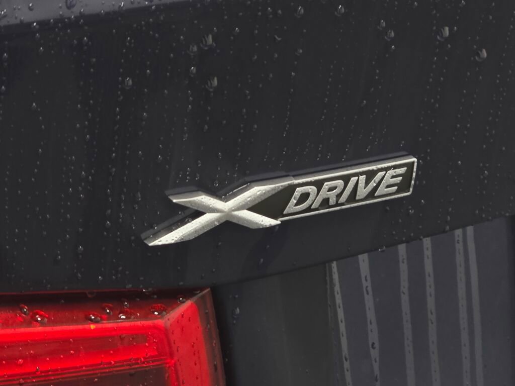 Used 2017 BMW 340i xDrive Sedan image 28