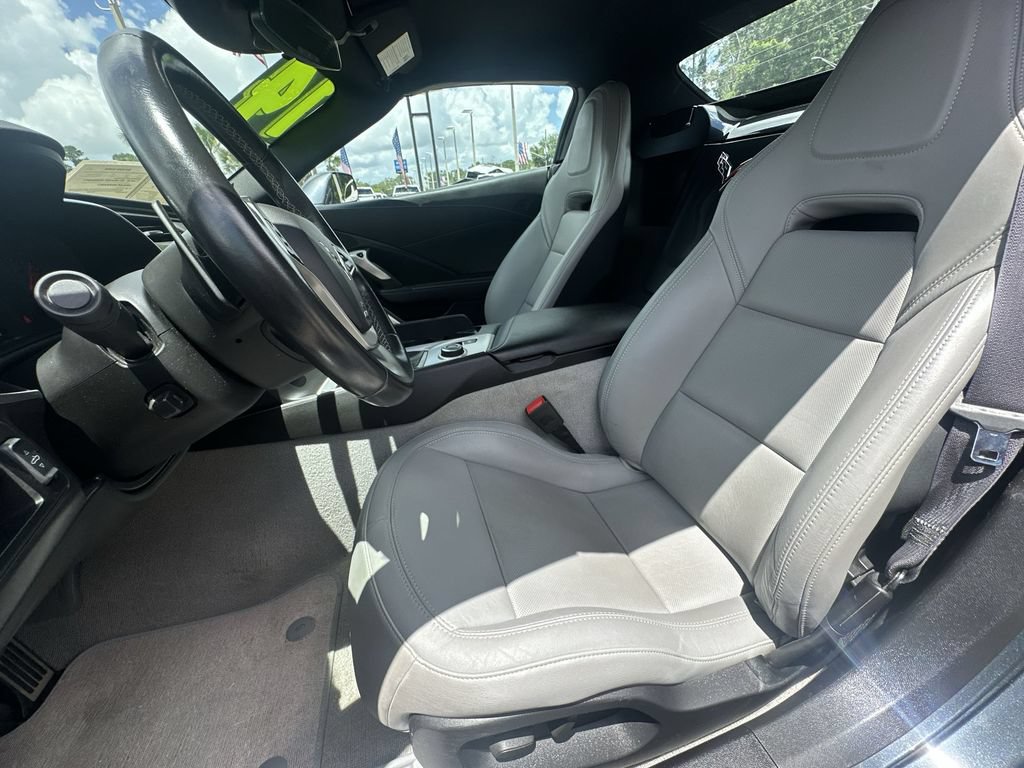 Used 2014 Chevrolet Corvette Stingray Convertible RWD image 18