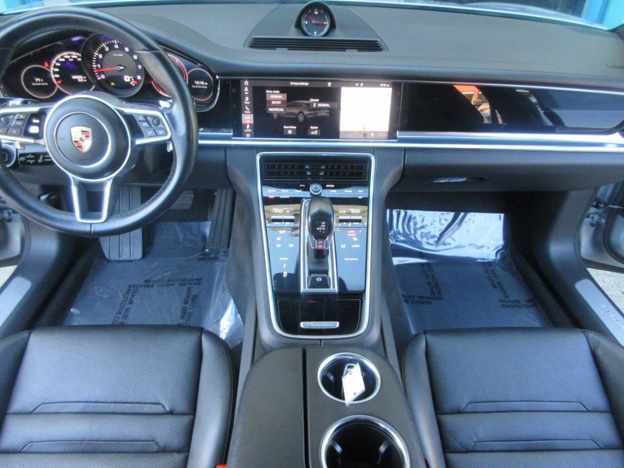 Used 2019 Porsche Panamera RWD image 19
