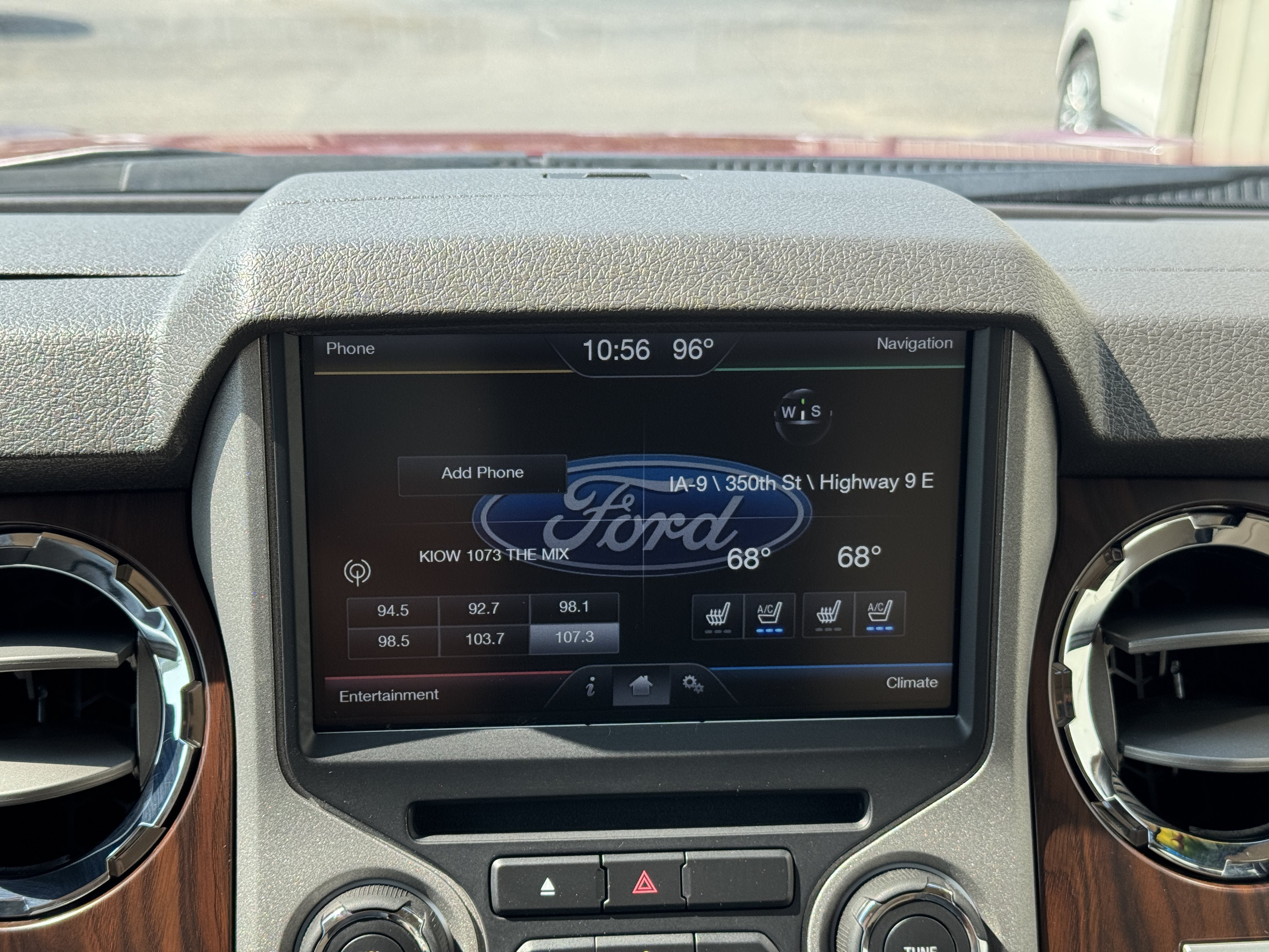 Used 2015 Ford F350 Lariat w/ Lariat Ultimate Package AWD/4WD image 16