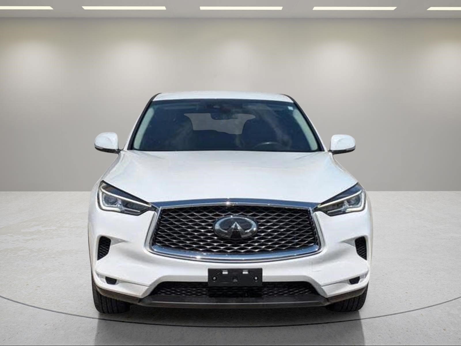 Used 2023 INFINITI QX50 Pure AWD/4WD image 2