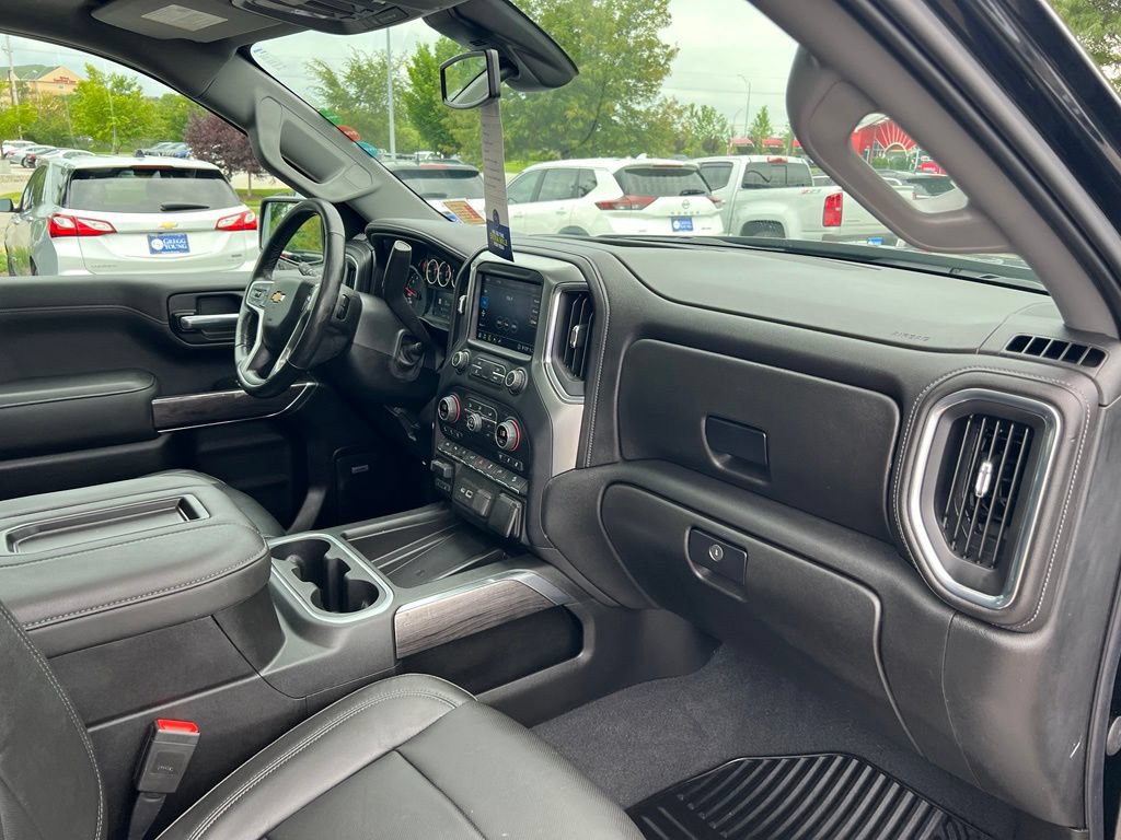 Used 2020 Chevrolet Silverado 1500 LTZ w/ LTZ Premium Package AWD/4WD image 37