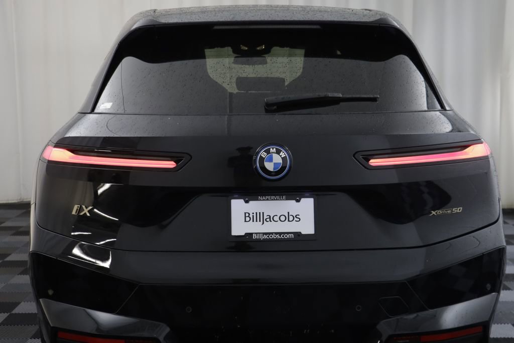 Certified 2023 BMW iX xDrive50 w/ Premium Package AWD/4WD image 16