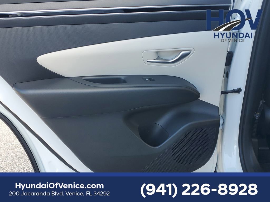Certified 2022 Hyundai Tucson SEL FWD image 16