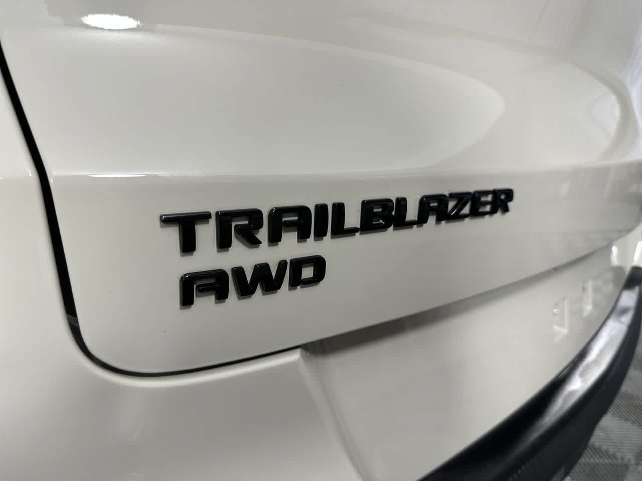 Used 2026 Chevrolet TrailBlazer RS AWD/4WD image 25
