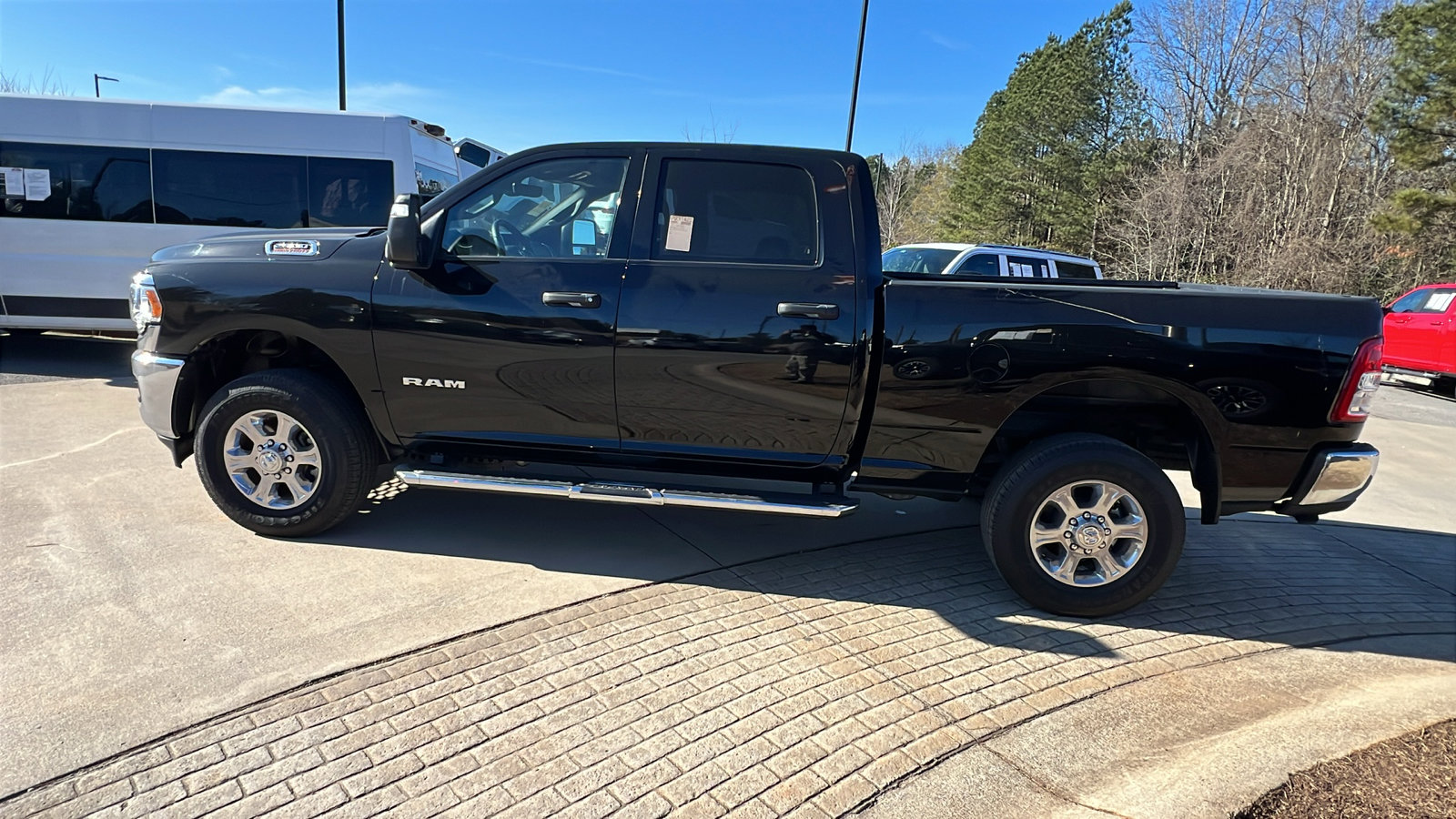 Used 2024 RAM 2500 Big Horn w/ Bed Utility Group image 11