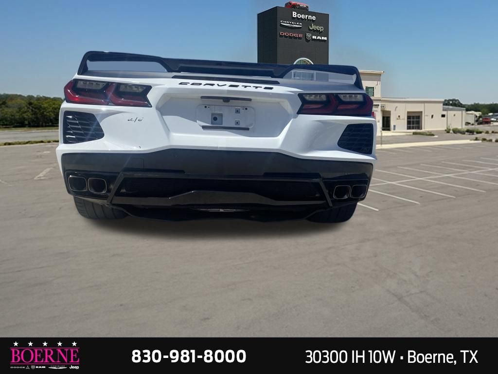 Used 2022 Chevrolet Corvette Stingray Preferred Cpe w/ Z51 Performance Package RWD image 9