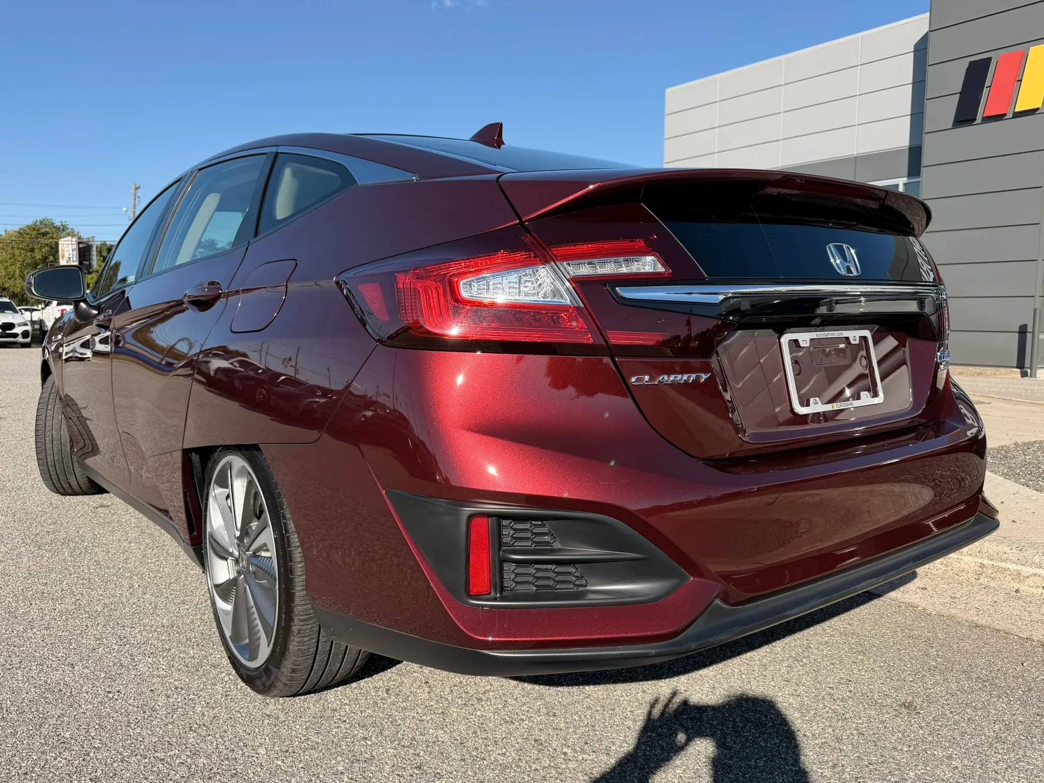 Used 2018 Honda Clarity Touring image 3