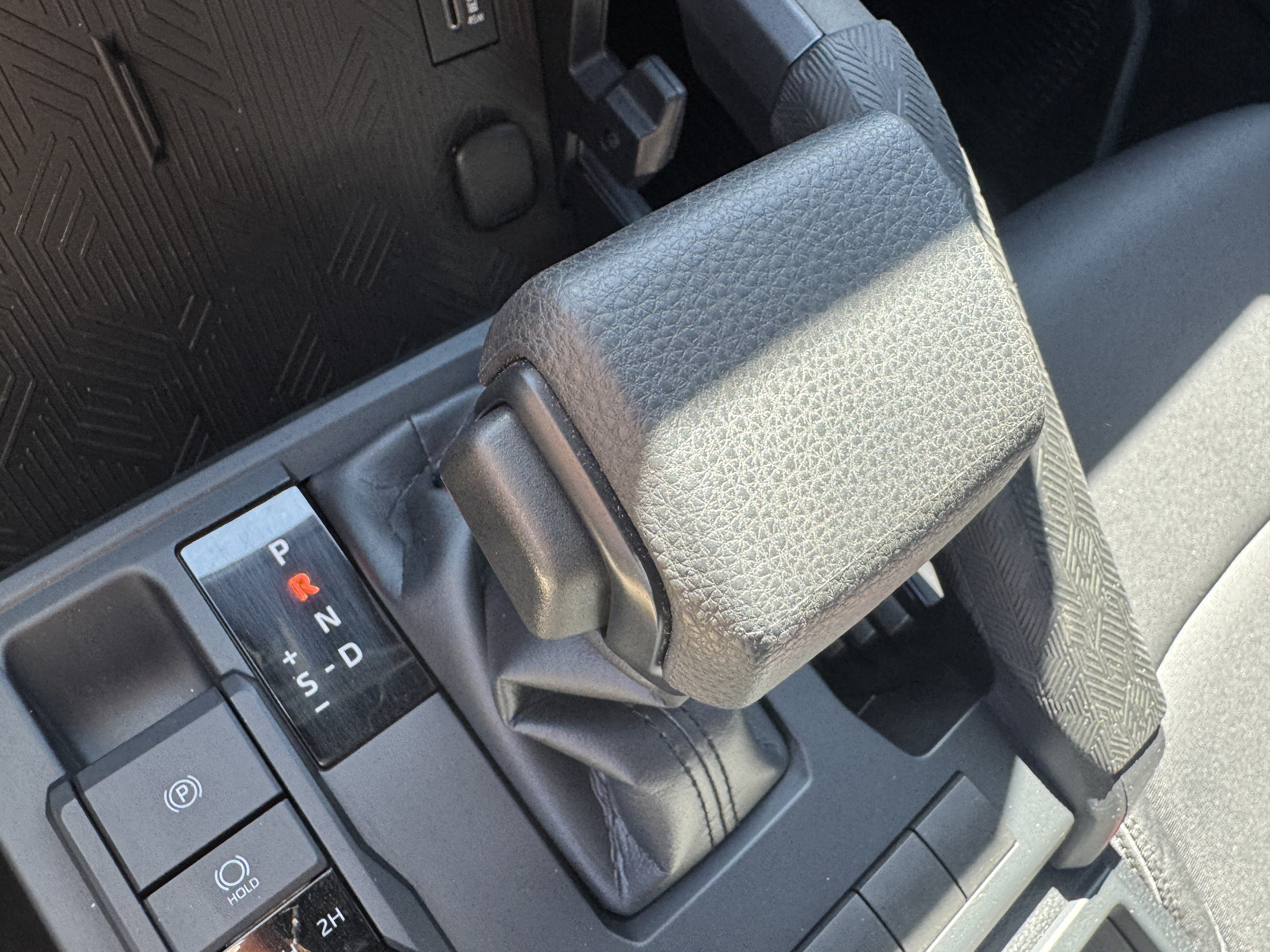 Certified 2024 Toyota Tacoma SR AWD/4WD image 38