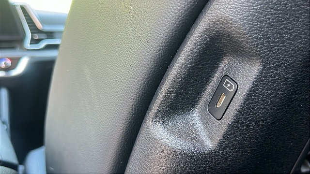 Used 2025 Kia Sportage SX AWD/4WD image 22