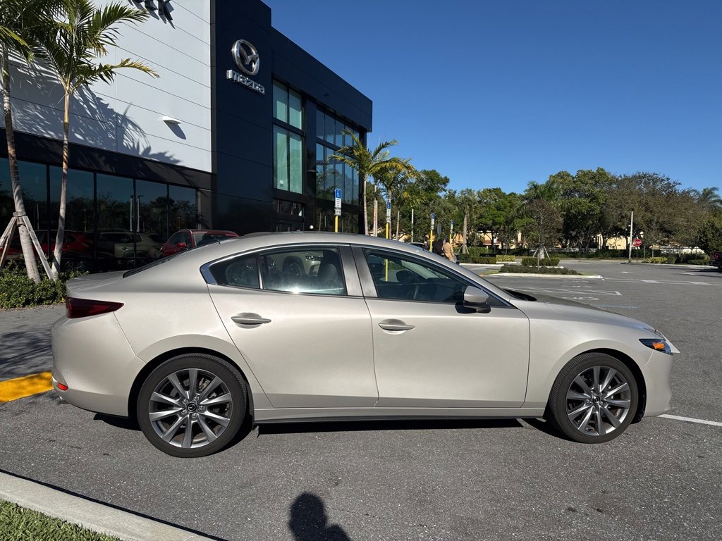 Used 2024 MAZDA MAZDA3 s image 3