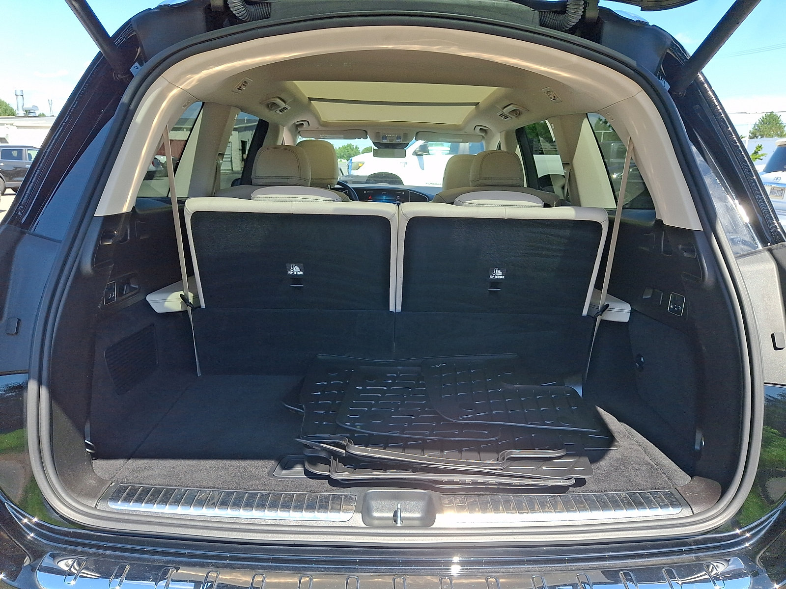 Used 2023 Mercedes-Benz GLS 450 4MATIC image 34