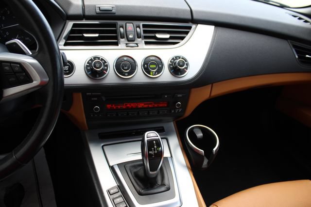 Used 2014 BMW Z4 sDrive28i RWD image 13
