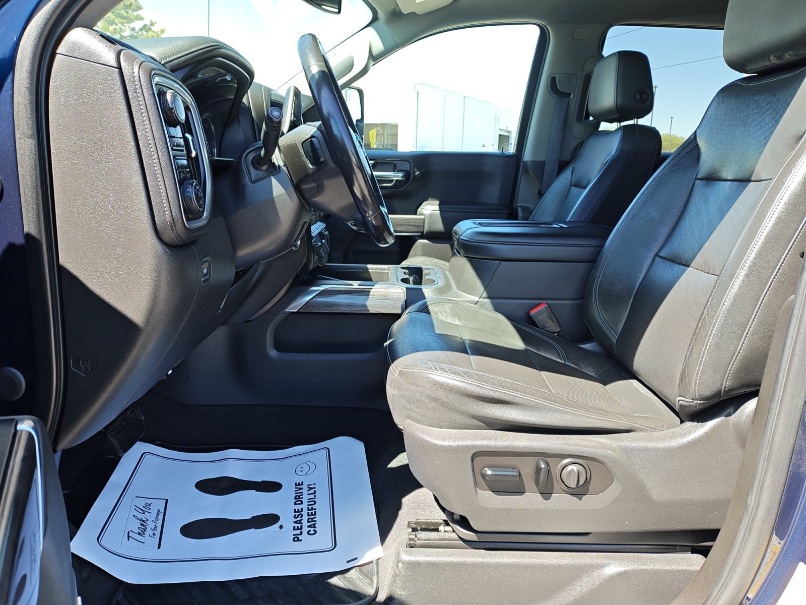 Used 2020 Chevrolet Silverado 1500 LTZ w/ LTZ Plus Package AWD/4WD image 12