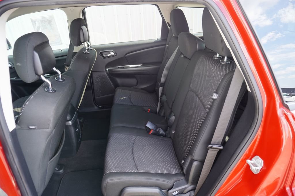 Used 2020 Dodge Journey SE FWD image 28