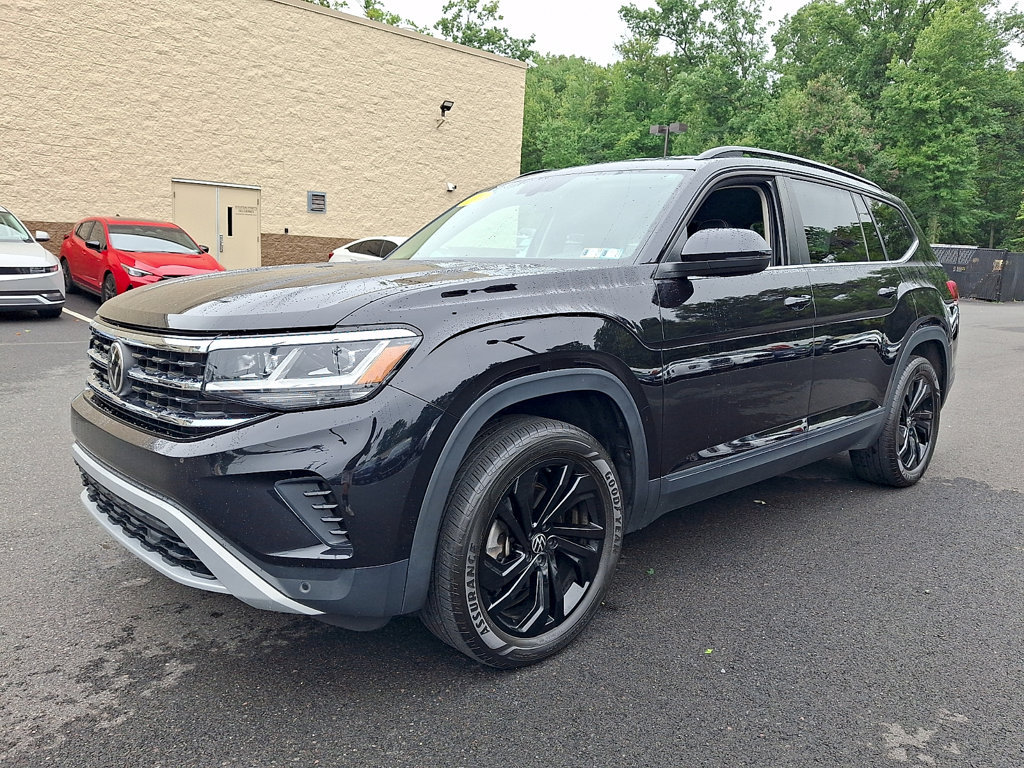 Used 2023 Volkswagen Atlas SE w/ Black Wheel Package AWD/4WD image 6