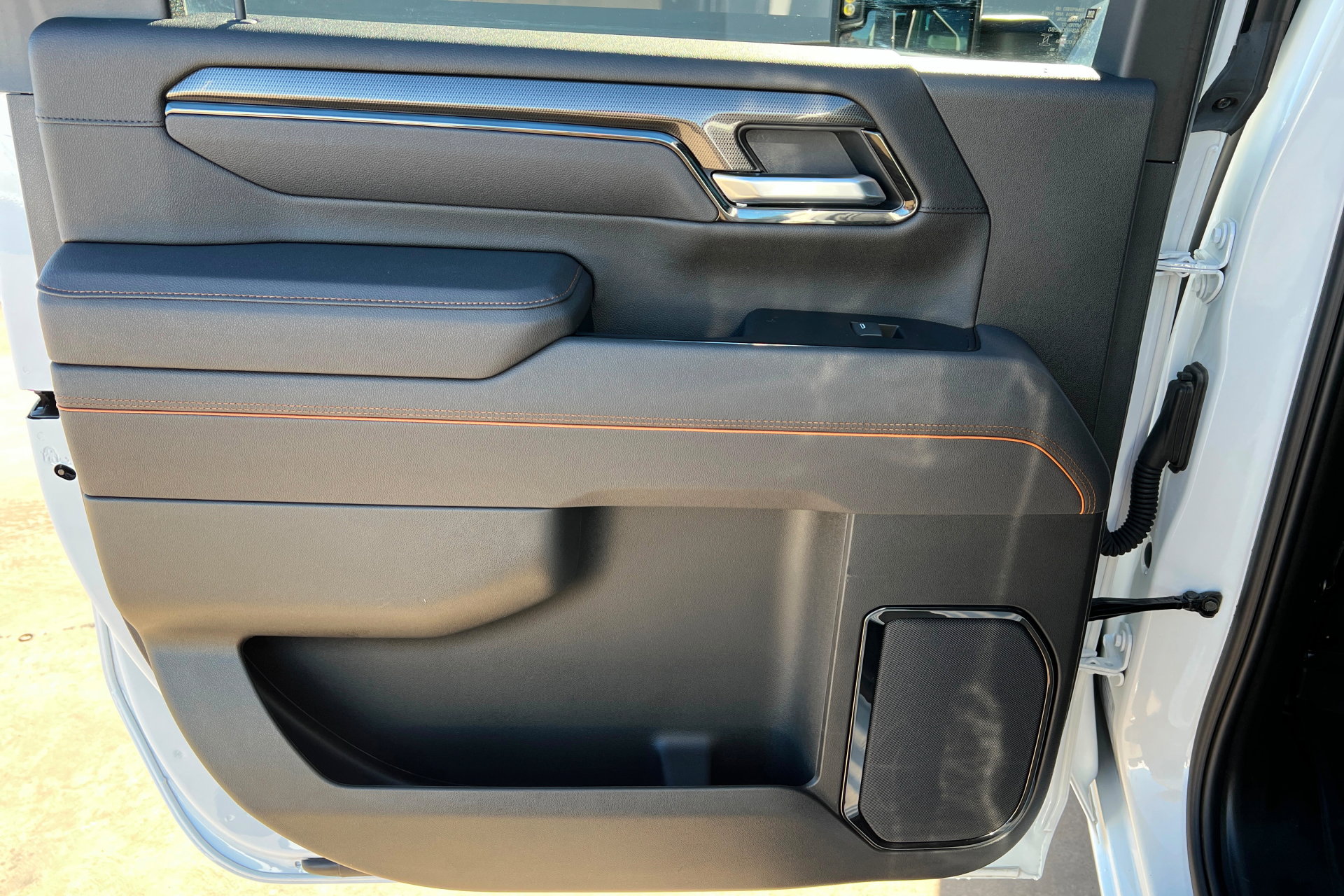 Certified 2025 GMC Sierra 2500 AT4 image 19