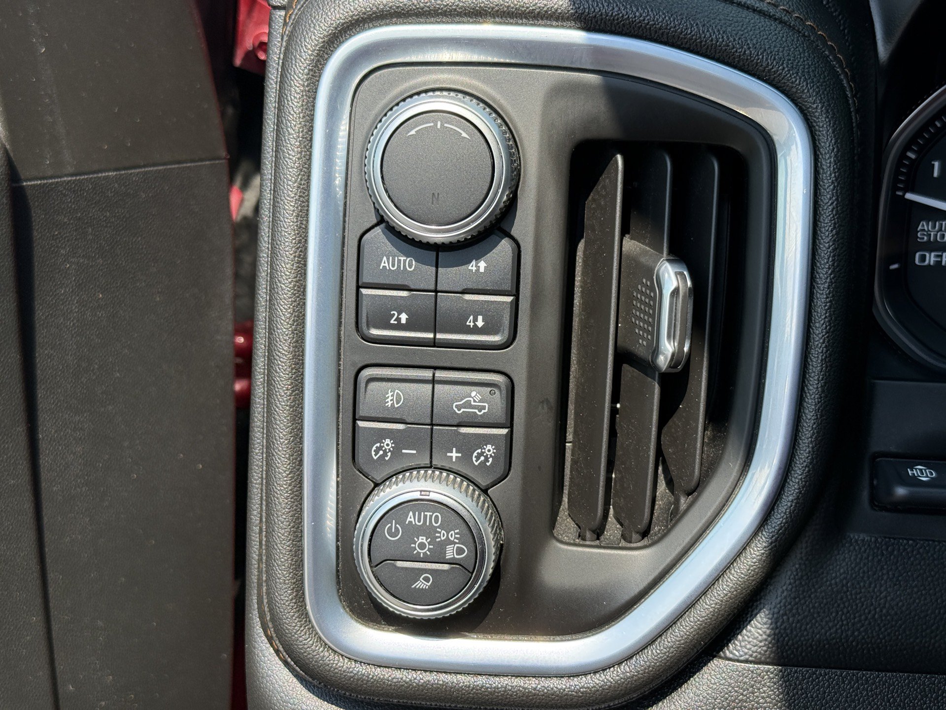 Used 2019 GMC Sierra 1500 AT4 w/ AT4 Premium Package AWD/4WD image 37