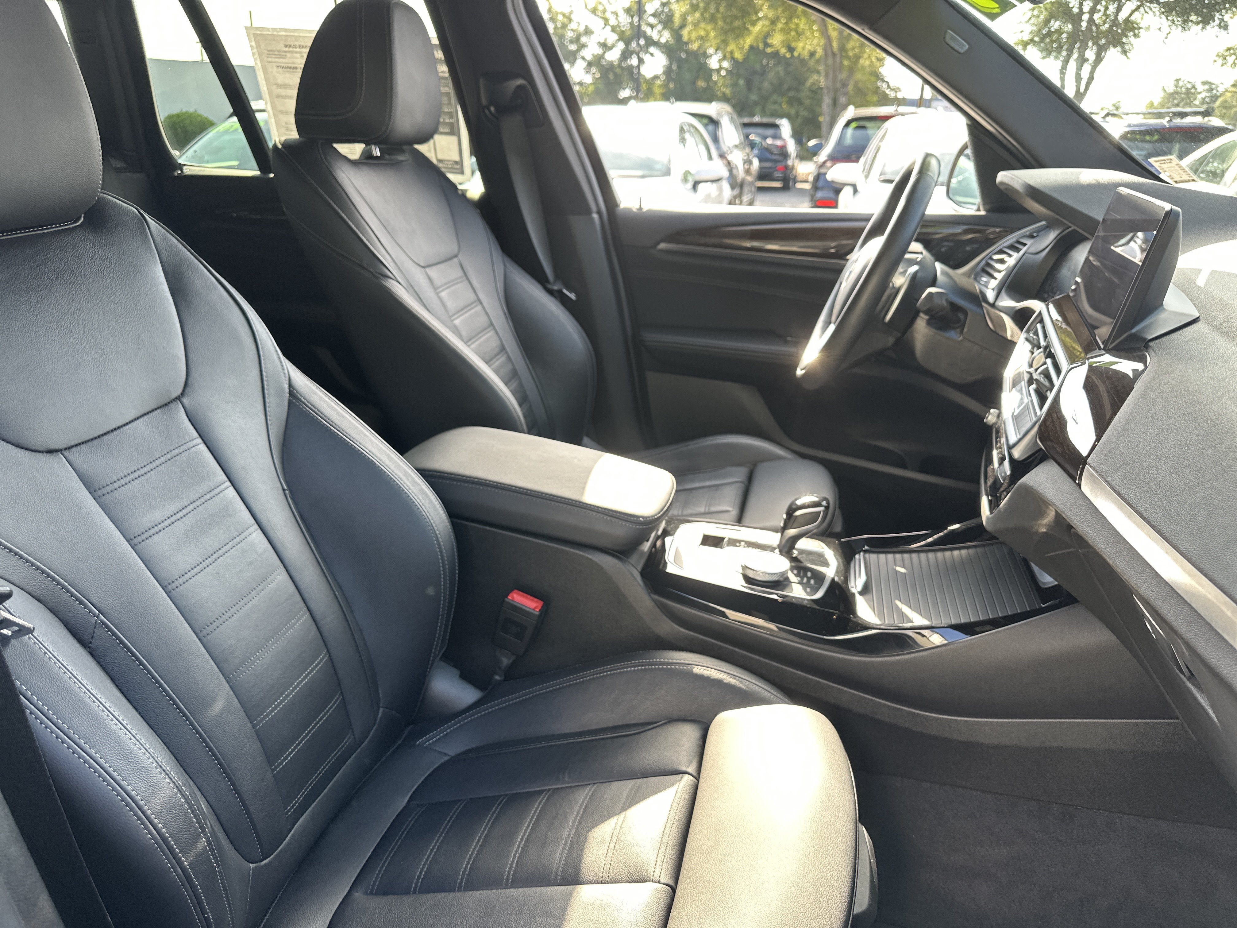 Used 2024 BMW X3 sDrive30i w/ Premium Package RWD image 5