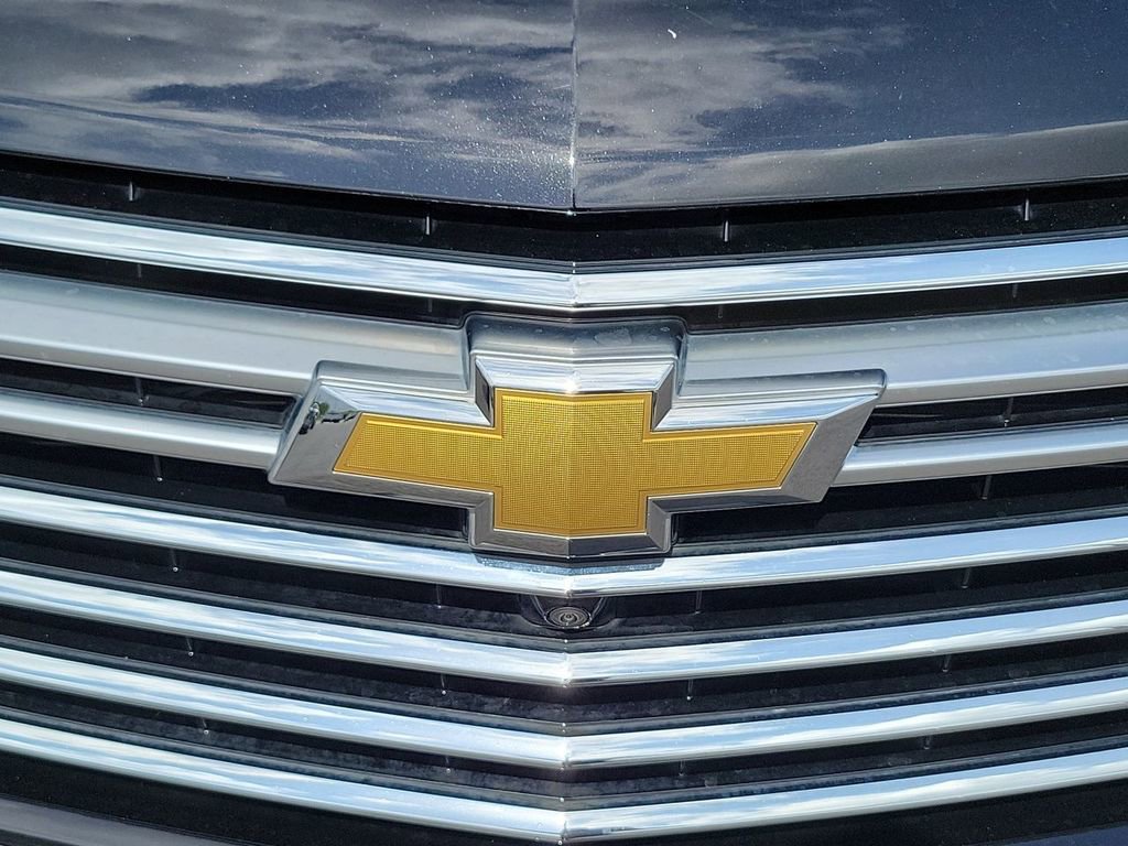 Used 2023 Chevrolet Traverse Premier w/ LPO, Floor Liner Package image 22