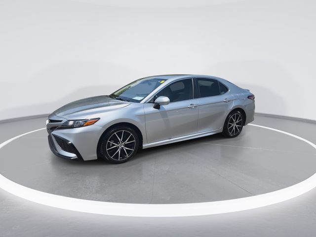 Used 2024 Toyota Camry SE FWD image 4