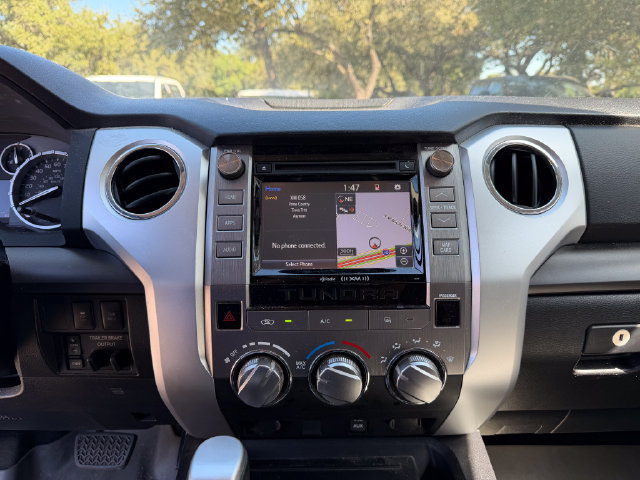 Used 2016 Toyota Tundra SR5 w/ SR5 Upgrade Package RWD image 12