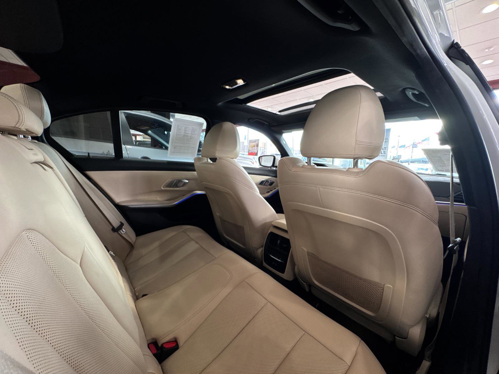 Used 2022 BMW 330i Sedan image 27