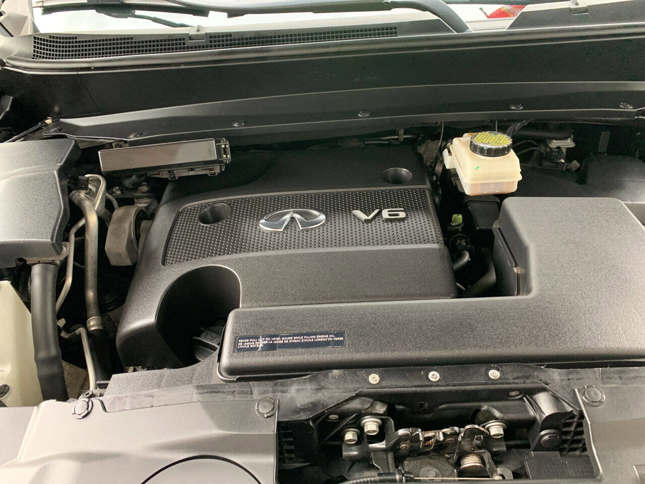 Used 2014 INFINITI QX60 AWD w/ Deluxe Touring Package image 25