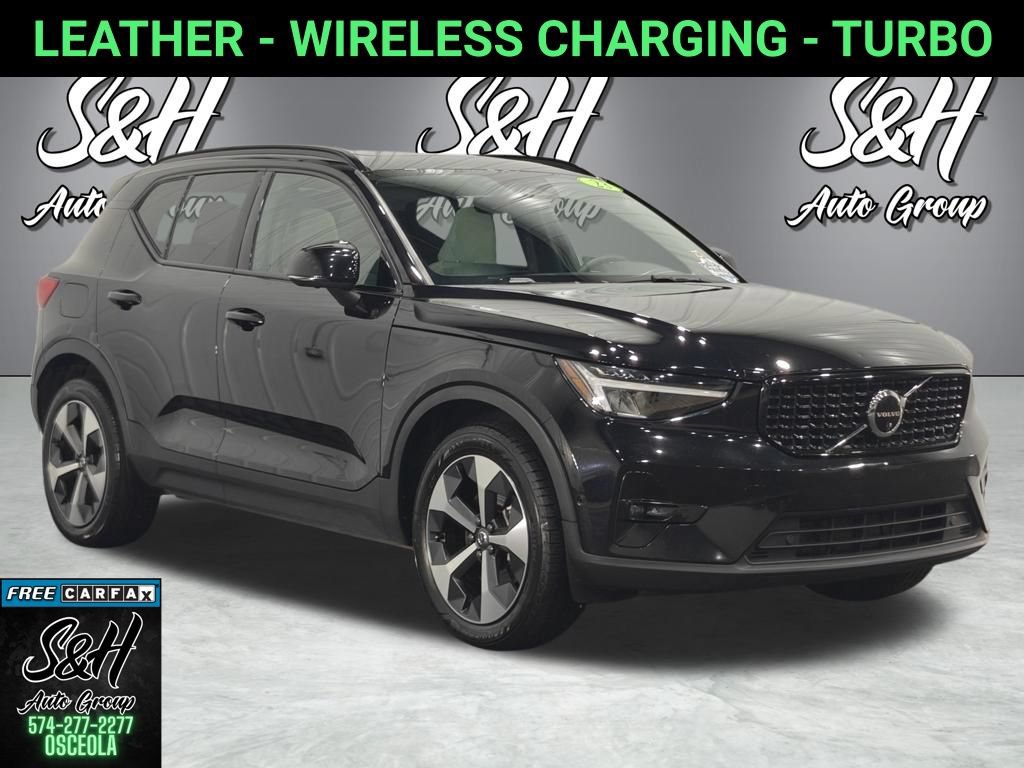 Used 2023 Volvo XC40 B4 Ultimate