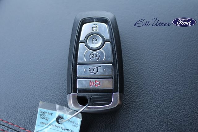 Used 2025 Ford Explorer ST-Line w/ ST-Line Street Pack AWD/4WD image 12