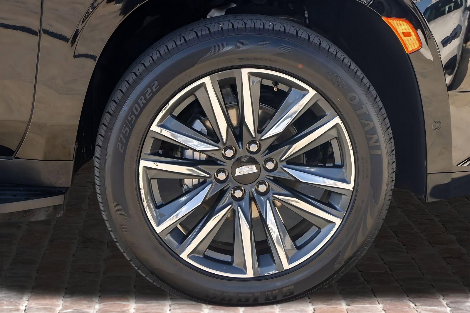 Used 2023 Cadillac Escalade Sport AWD/4WD image 44